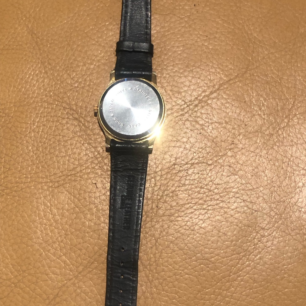 Time Watch Good Working Condition - image 4